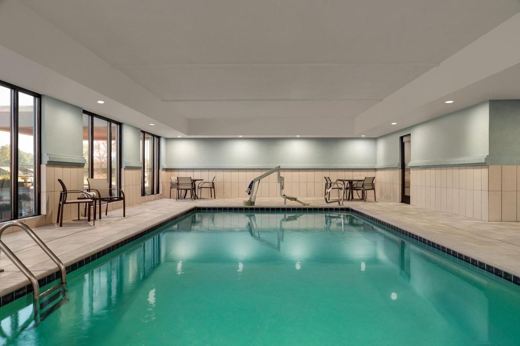 Holiday Inn Express & Suites Forrest City By Ihg Экстерьер фото