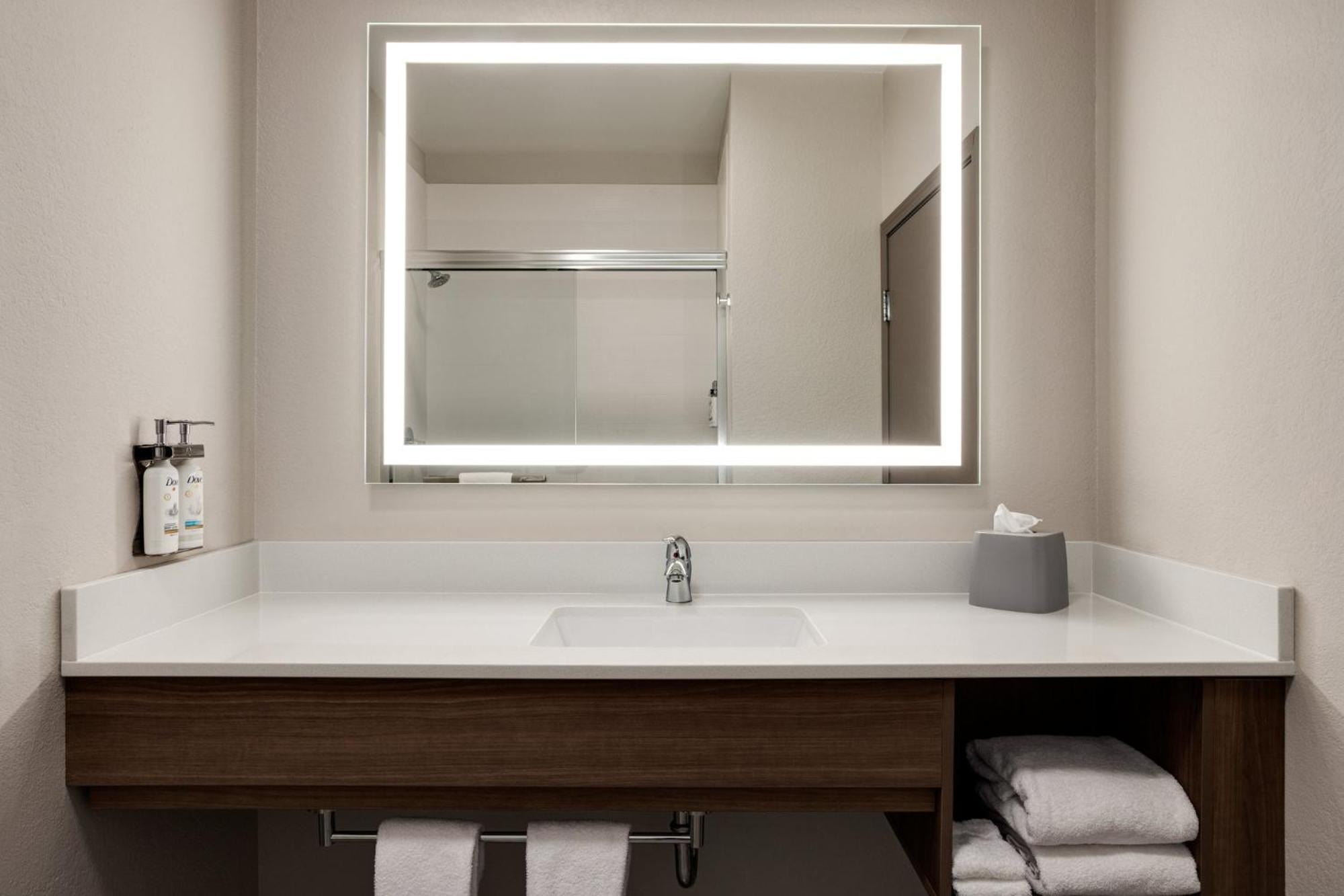 Holiday Inn Express & Suites Forrest City By Ihg Экстерьер фото