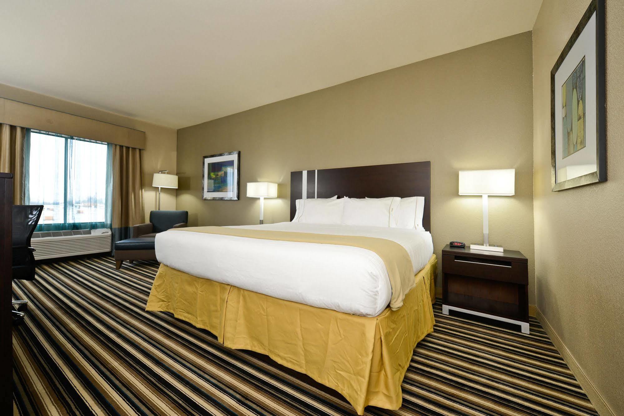 Holiday Inn Express & Suites Forrest City By Ihg Экстерьер фото